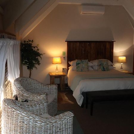 The Leopard Tree Bed & Breakfast Polokwane Bagian luar foto