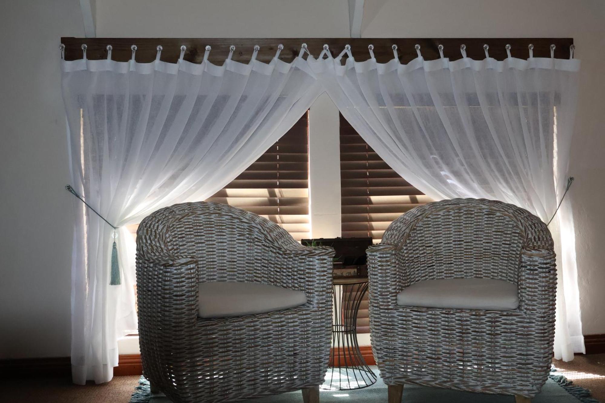 The Leopard Tree Bed & Breakfast Polokwane Bagian luar foto