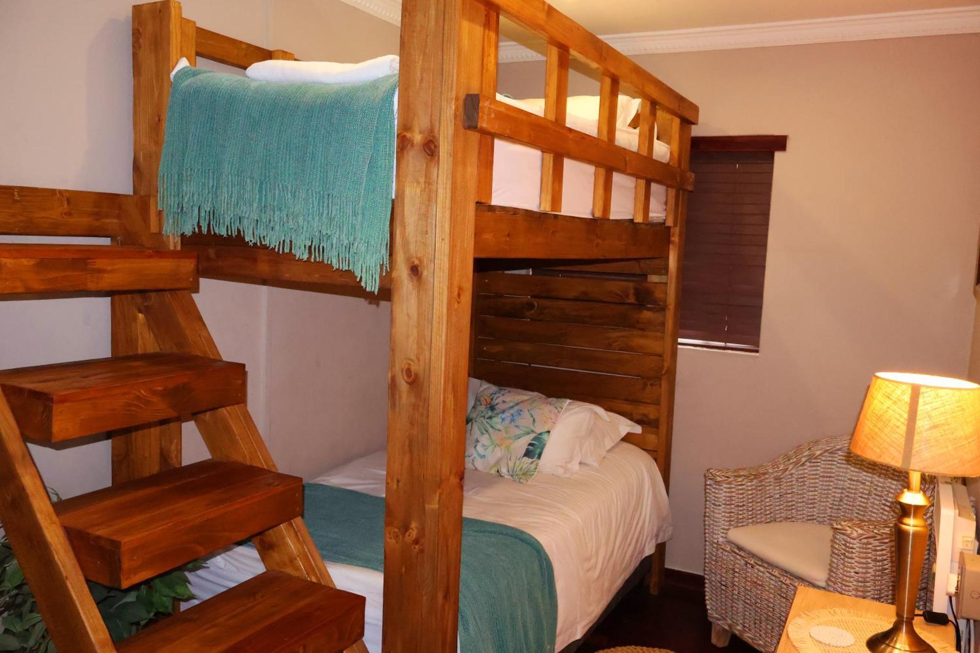 The Leopard Tree Bed & Breakfast Polokwane Bagian luar foto