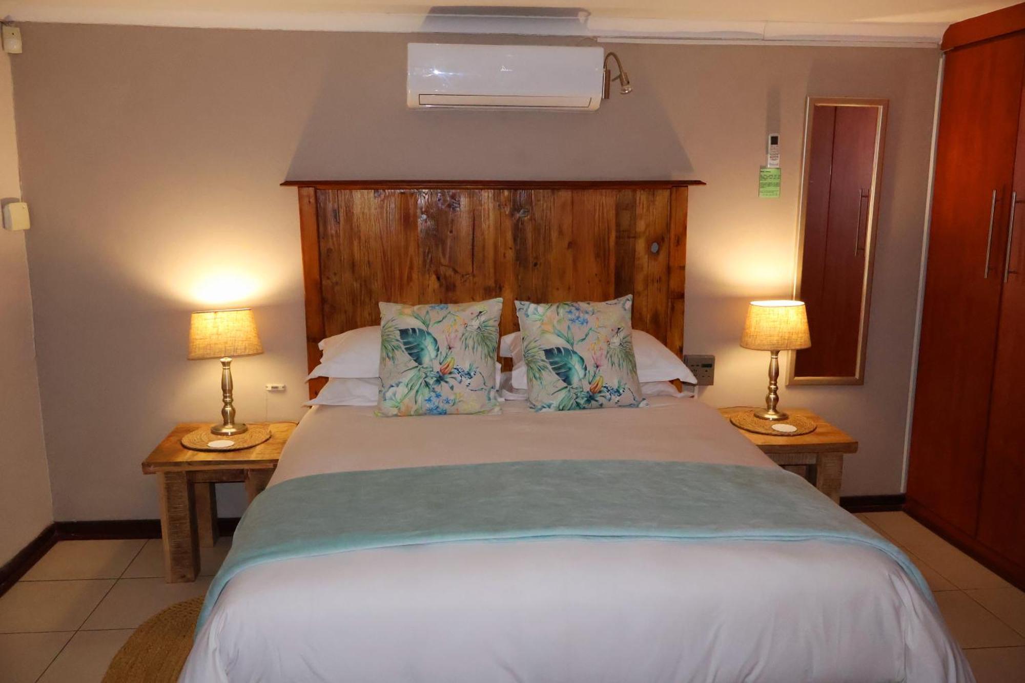 The Leopard Tree Bed & Breakfast Polokwane Bagian luar foto